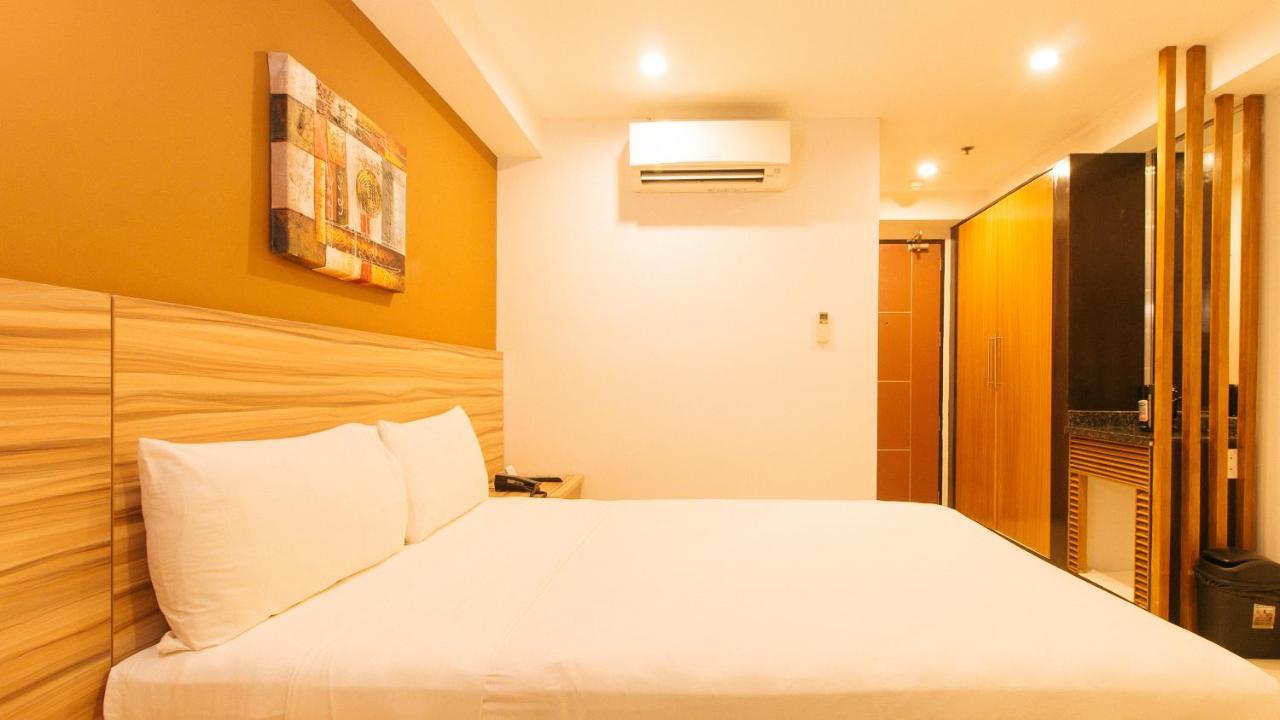 Guijo Suites Makati Makati City Екстер'єр фото