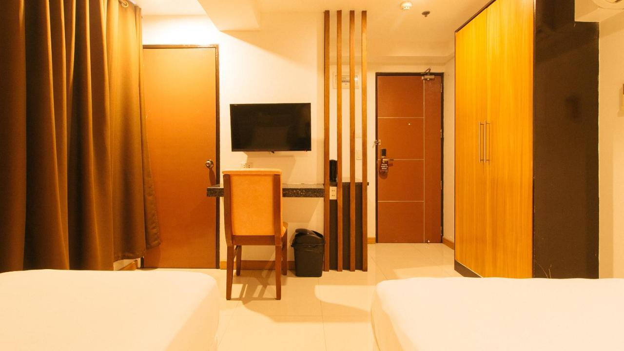 Guijo Suites Makati Makati City Екстер'єр фото